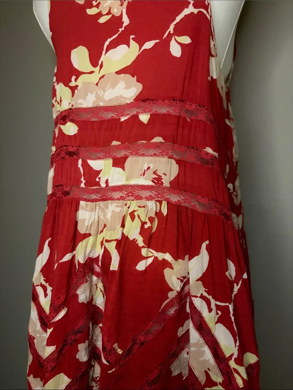 Free People Intimately She Swings Red Floral Lace Insert Mini Dress Size Small